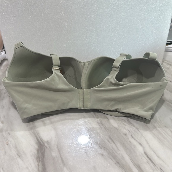 Skims Fits Everybody T Shirt Bra 42DDD - Picture 5 of 9